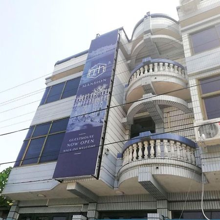 Mansion Hostel Мандалай Екстер'єр фото