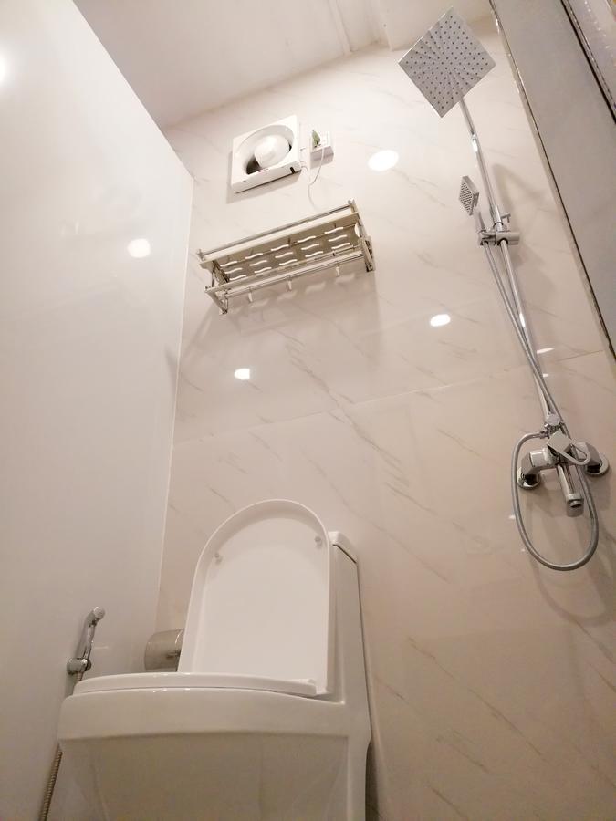 Mansion Hostel Мандалай Екстер'єр фото